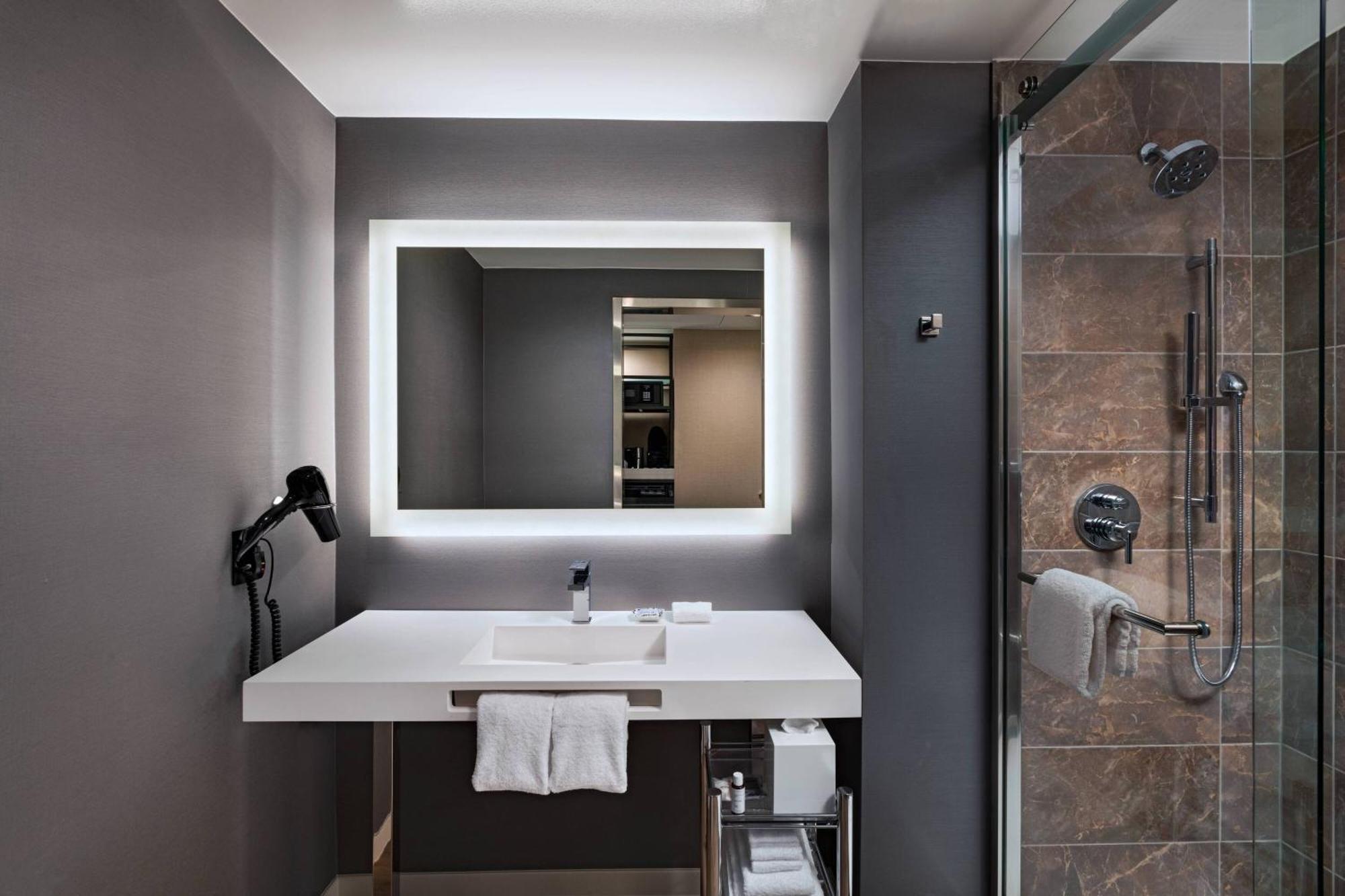 Ac Hotel By Marriott Fort Worth Downtown Екстериор снимка